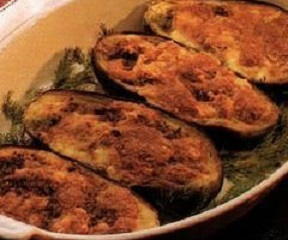 aubergine-farcie-viande-raisin.jpg