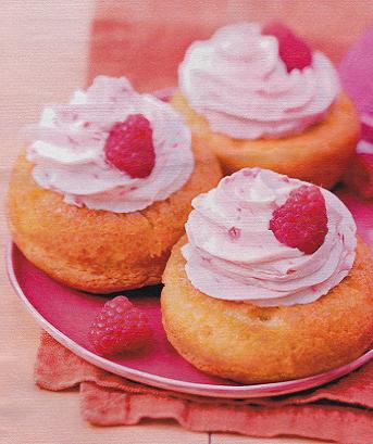 babas-rhum-chantilly-framboises.jpg