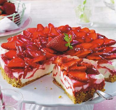 cheesecake-fraises-rose.jpg