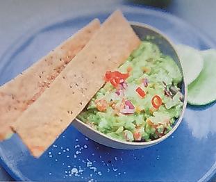 guacamole-crackers-maison.jpg