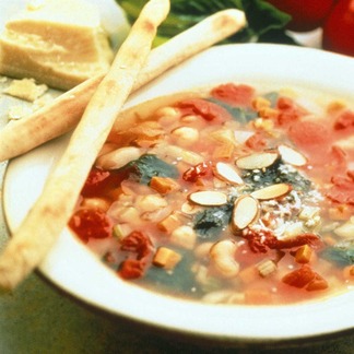 minestrone-rustique-pesto-amandes.jpg