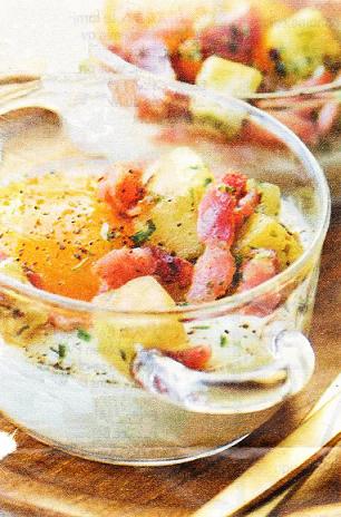 oeufs-cocotte-pdt-persillees-lardons.jpg
