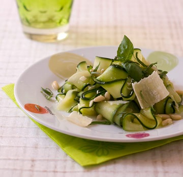 salade-courgette-pignon-parmesan.jpg