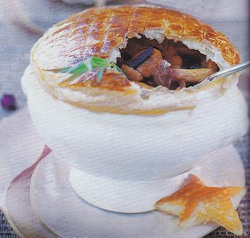 soupe-lutee-girolle-truffe-vin-jaune.jpg