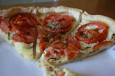 tarte-tomate-cantal.jpg