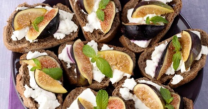 toasts-fromage-chevre-et-figues.jpg